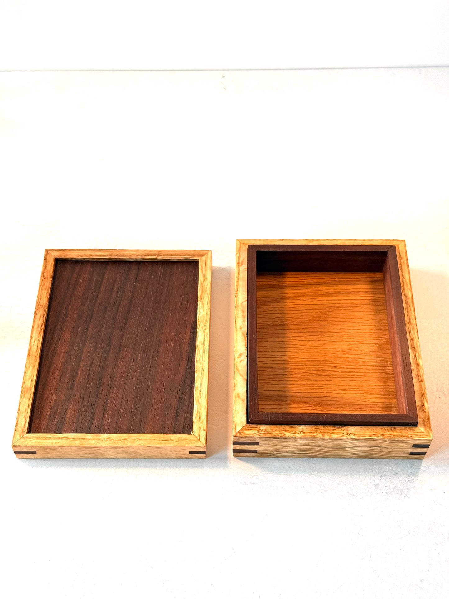 Small Red Oak and Honduras Rosewood Keepsake Box