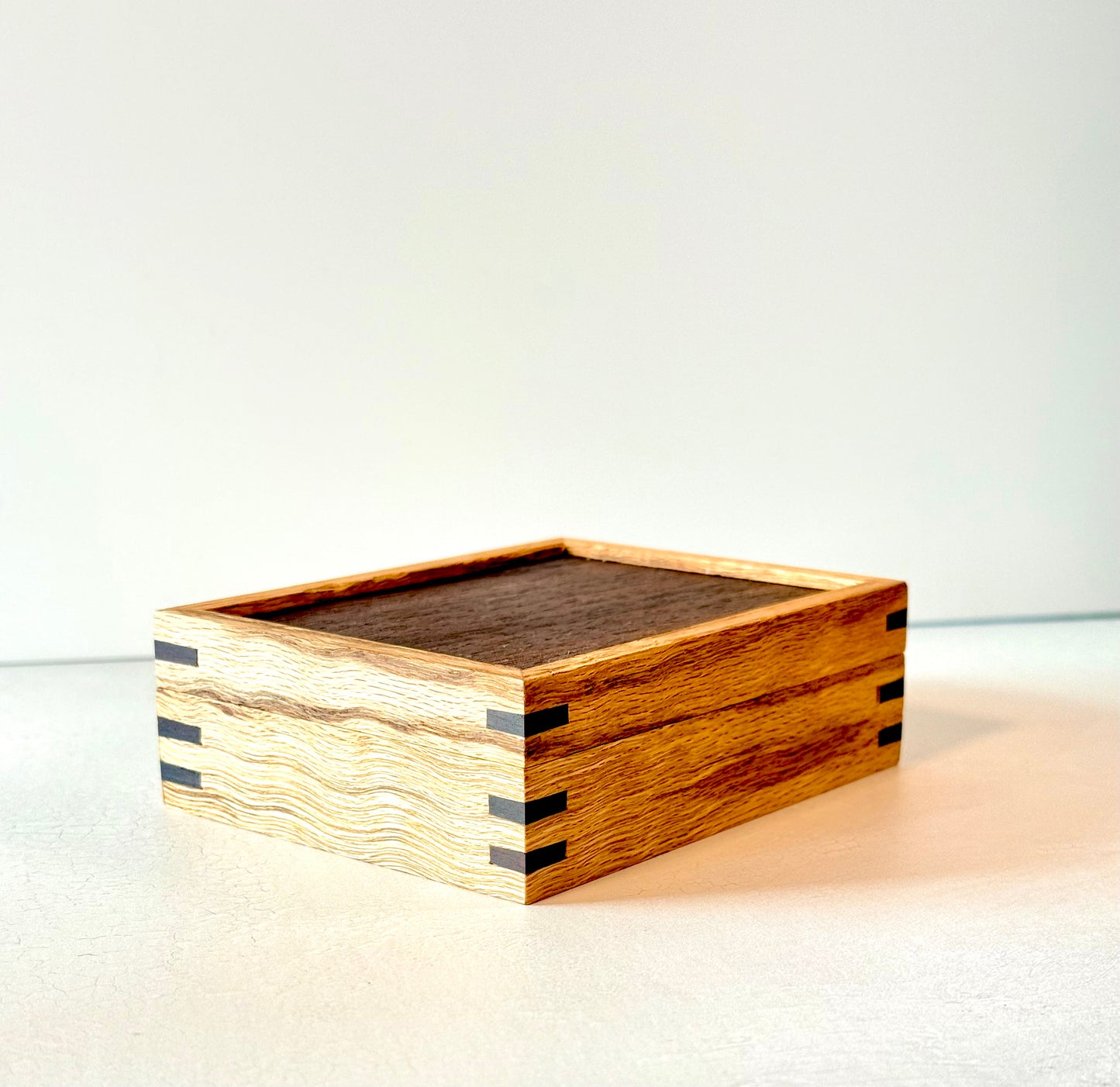 Small Red Oak and Honduras Rosewood Keepsake Box